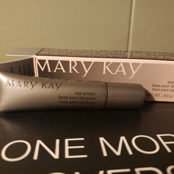 Eye primer - Picture 2 of 2